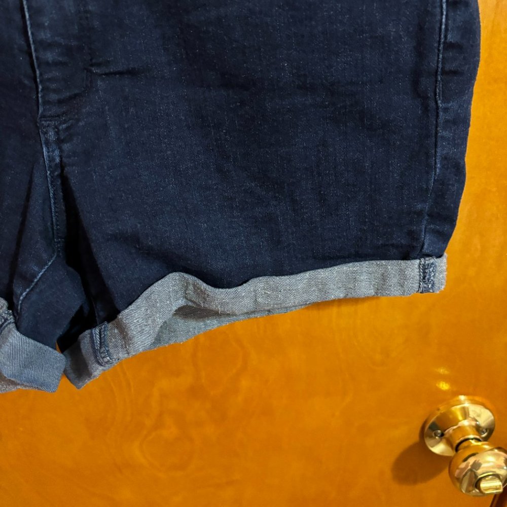 Universal Thread Dark Blue Jean Shorts - Picture 6 of 12